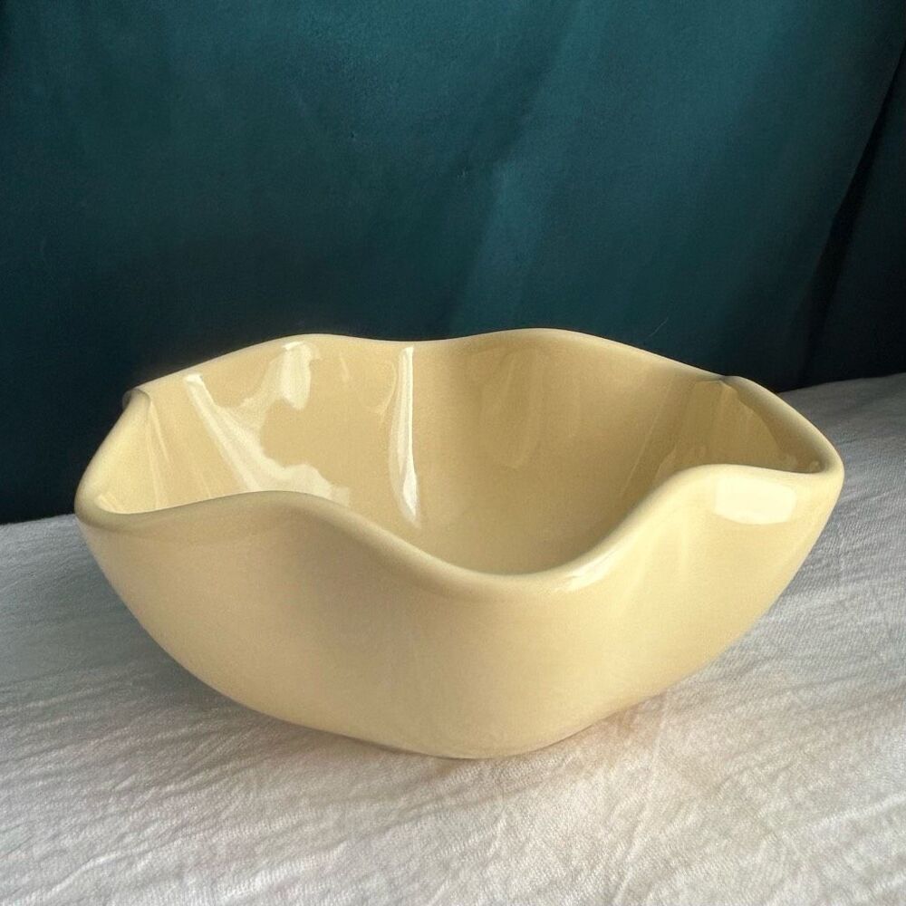 Gail Pittman Hospitality Butter Yellow Ruffle All Purpose Bowl